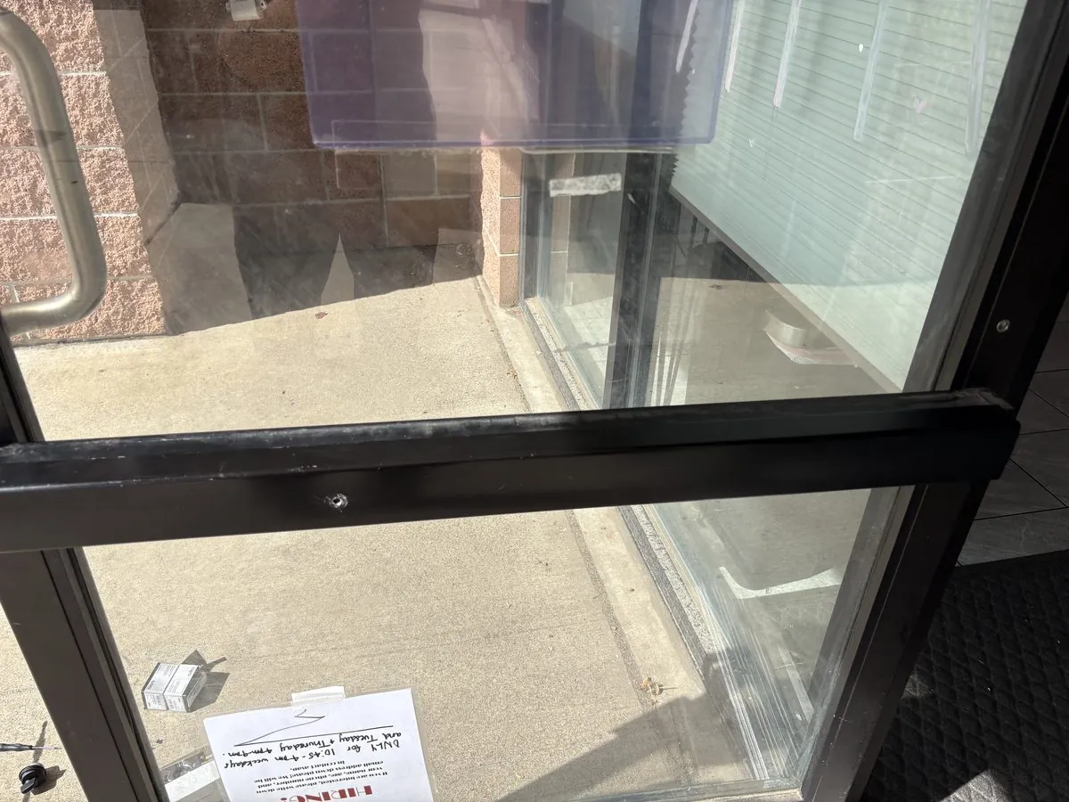 Commercial storefront glass door lock and hardware service